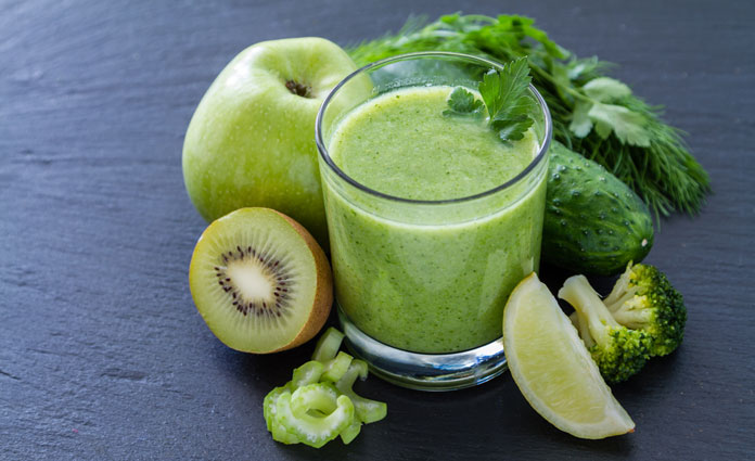 Brokkoli-Apfel-Gurke-Smoothie