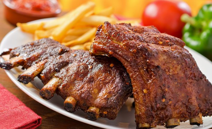 Griechische Spareribs mit Knoblauch-Kräuterkartoffeln