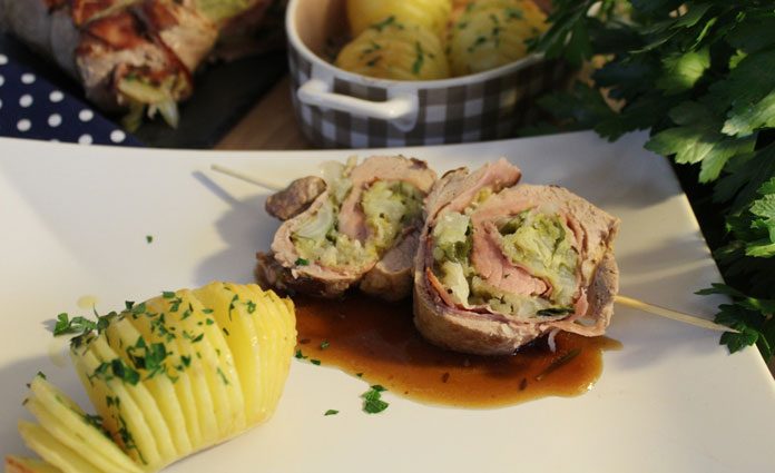 Schweinefiletrouladen mit Fächerkartoffeln