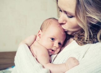 baby-beißt-beim-stillen