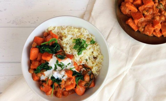Süßkartoffel-Curry-mit-Kich Süßkartoffel-Curry mit Kichererbsen