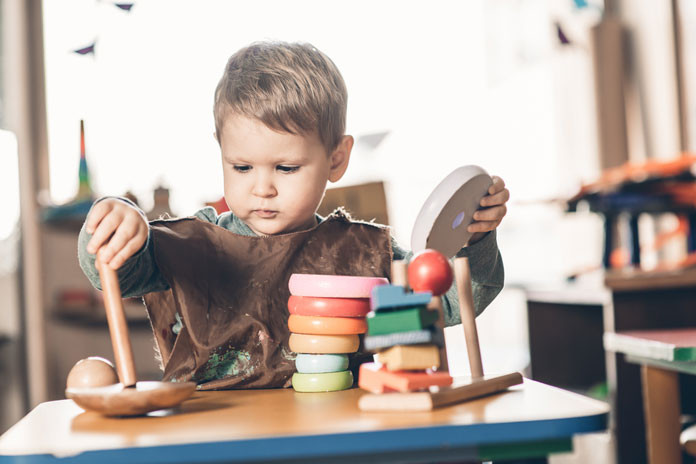 Geschenkideen für Kinder nach Montessori - welovefamily.at