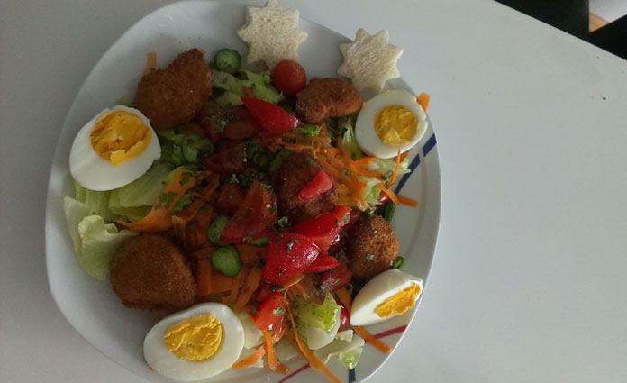 Schneller Nuggets Salat